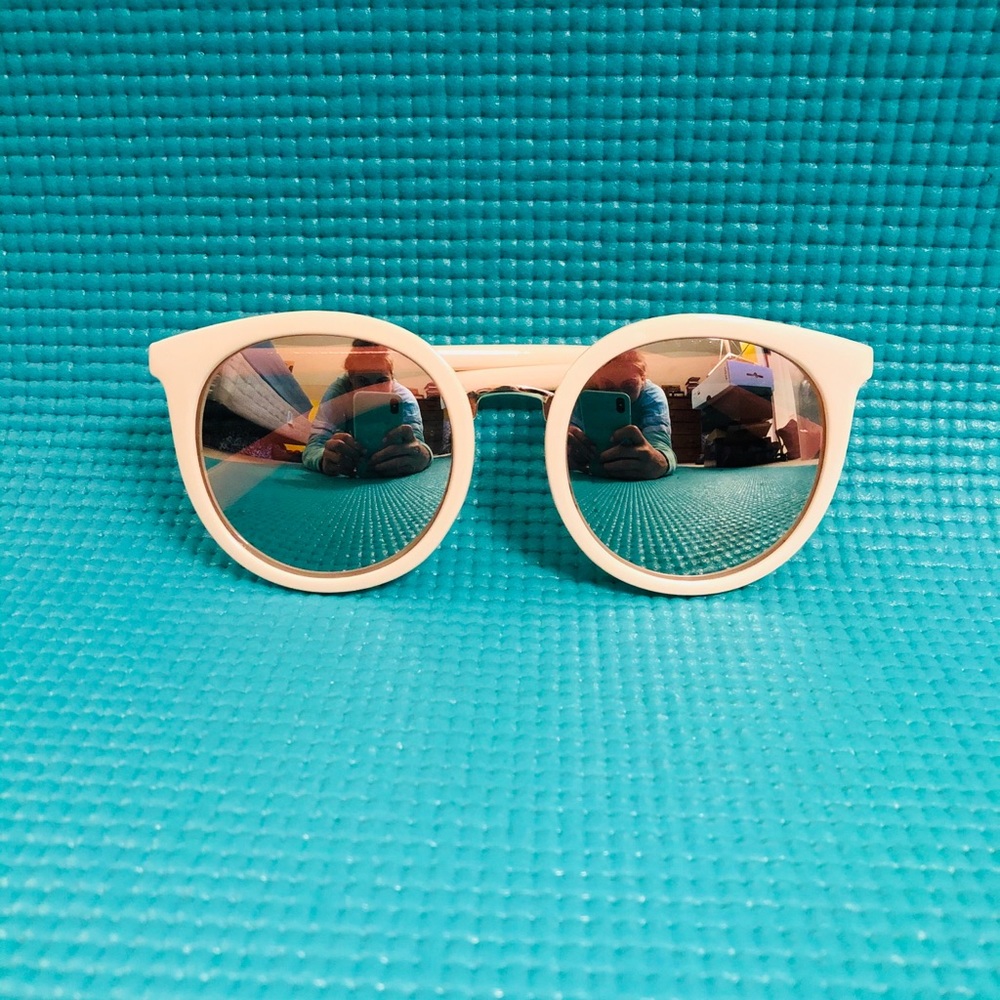 Light light pink sunglasses